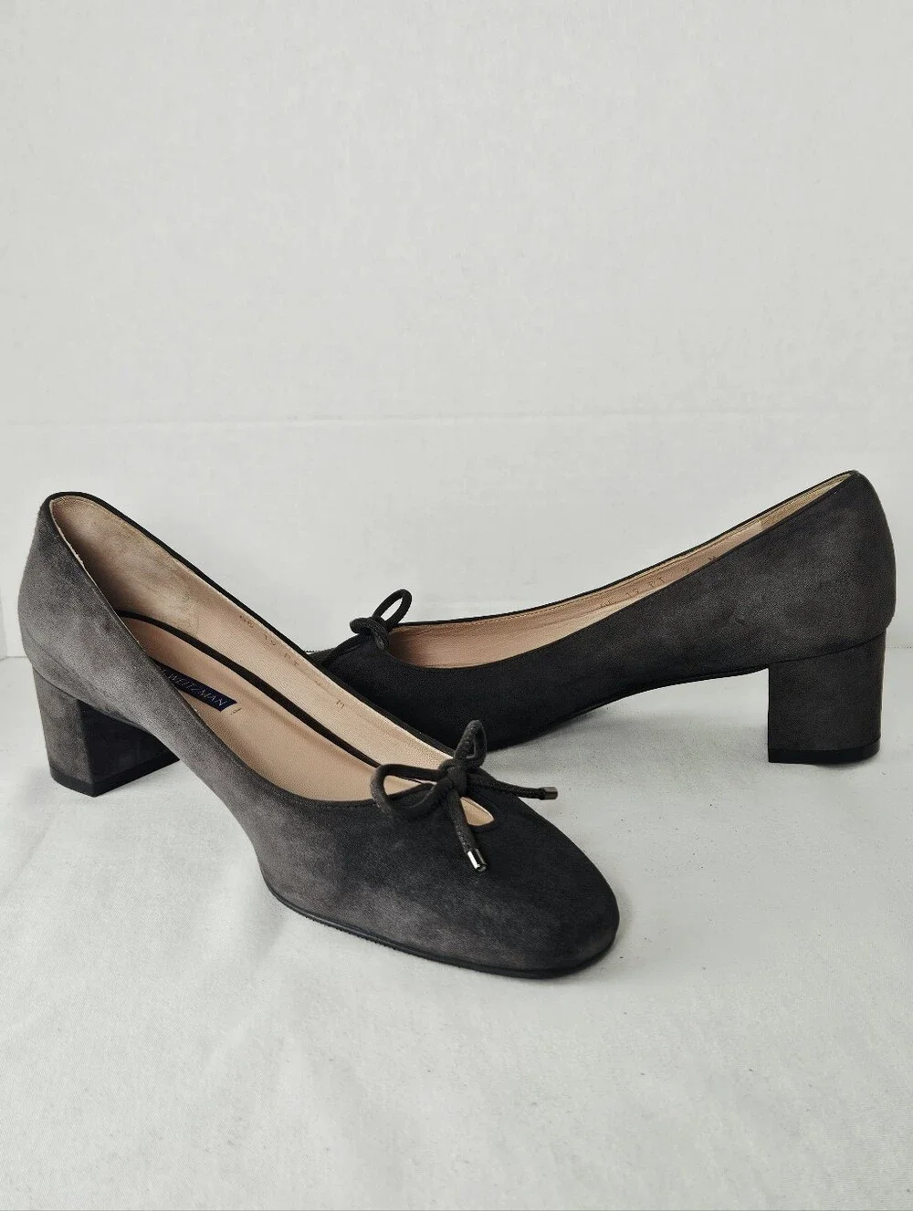 Stuart Weitzman Gabby 45 Suede Bow Block Heel Pumps Slate Grey 9